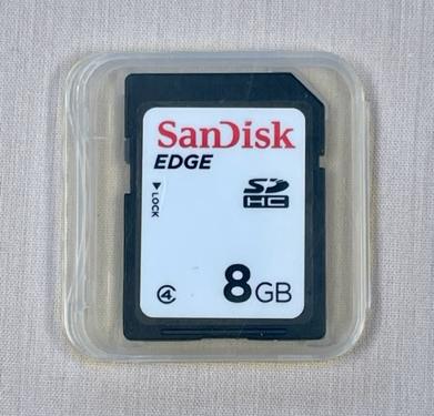 8 GB SanDisk Memory Card